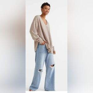 H&M Women's V-Neck Sweater - Light Brown
